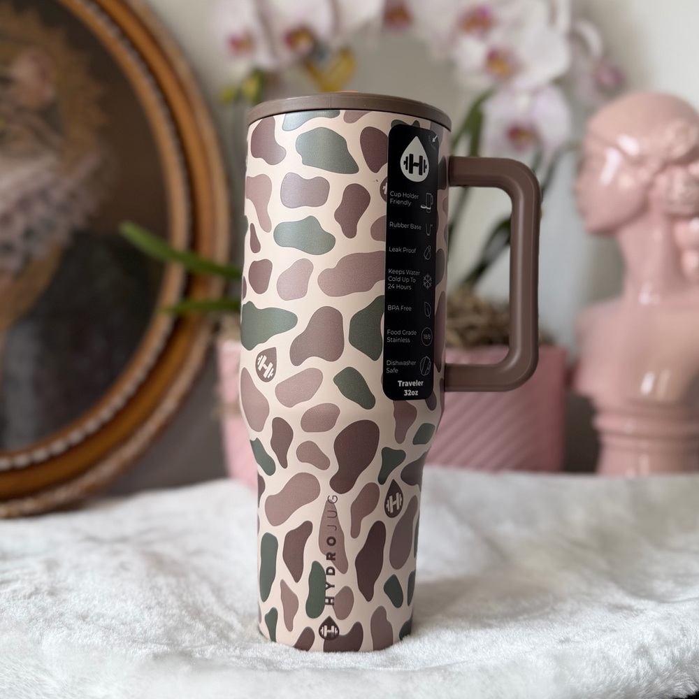 Hydrojug Duck Camo 32OZ Traveler NWT